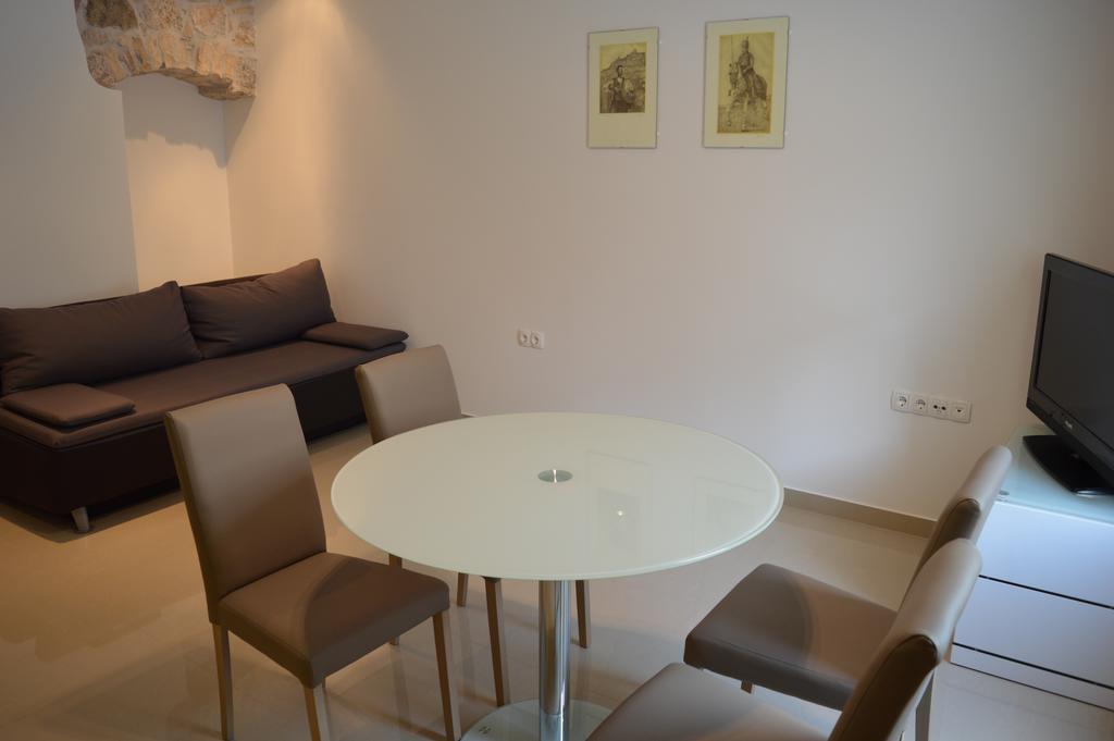 Mila Apartment Sinj Εξωτερικό φωτογραφία